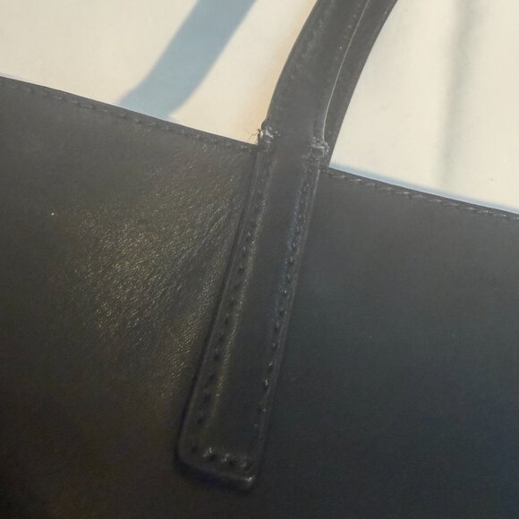 Kate Spade Black Leather Tote - Great for Work 💼 - Picture 7 of 10